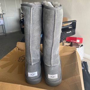 UGG Grey Tall